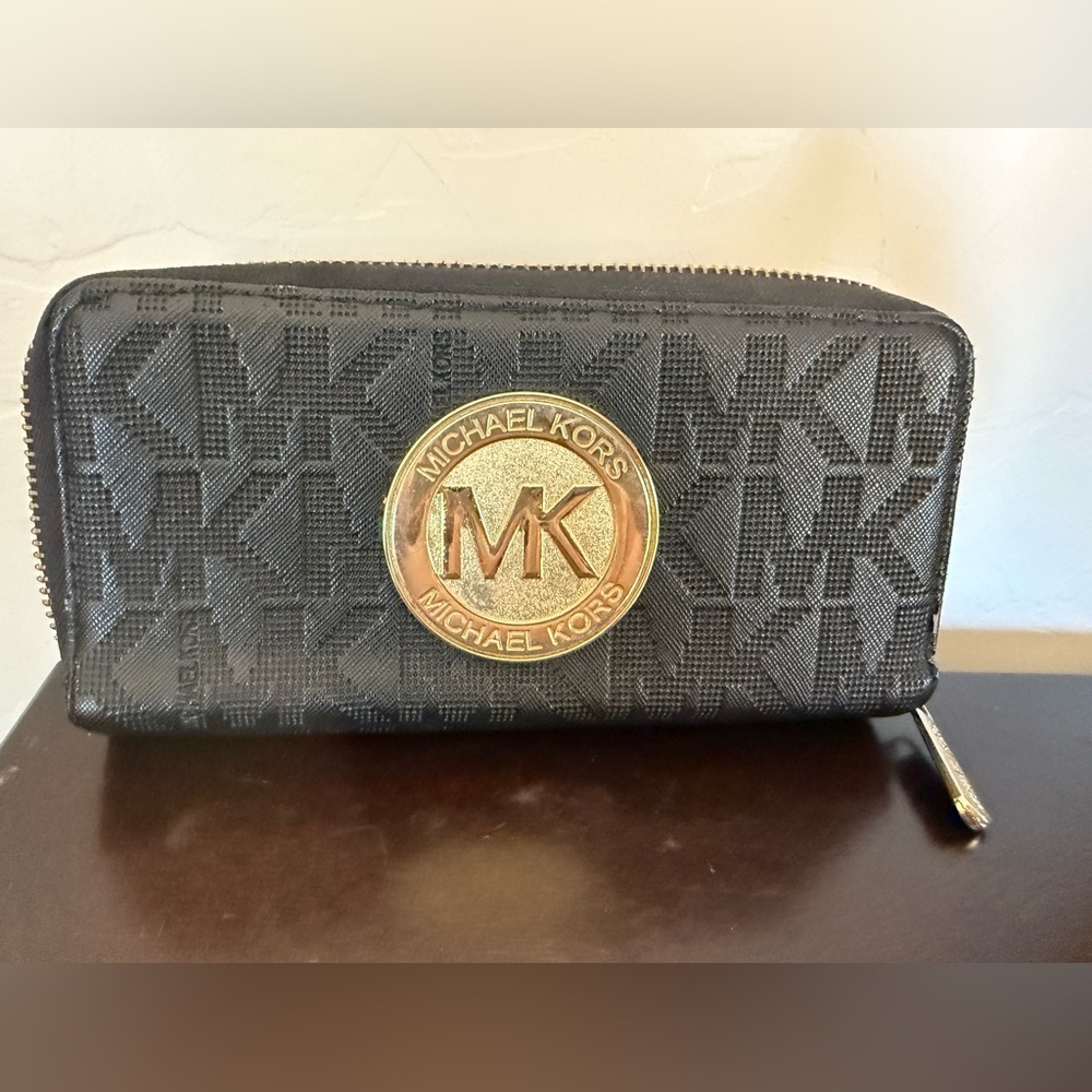 Michael Kors Large Double Zip Wallet *Flaw Logo original estate chocolate brown